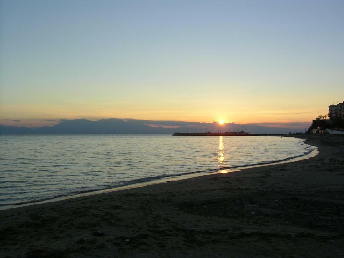 Nea Kallikrateia Ferienhaus Kali Beach Chalkidiki מראה חיצוני תמונה