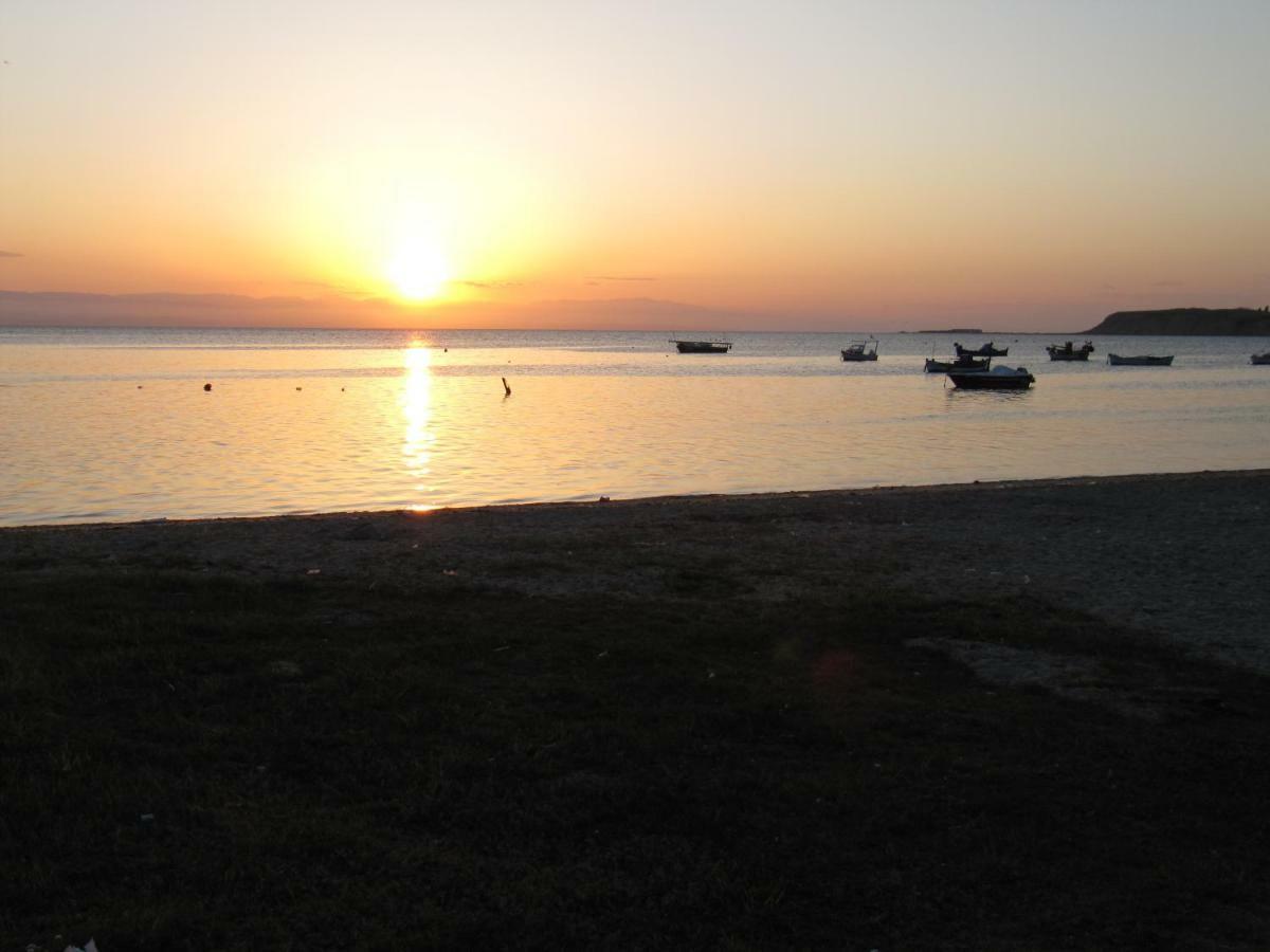Nea Kallikrateia Ferienhaus Kali Beach Chalkidiki מראה חיצוני תמונה